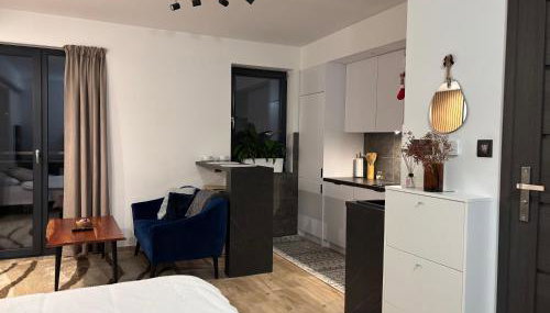 Przytulna kawalerka blisko centrum - Foto 3