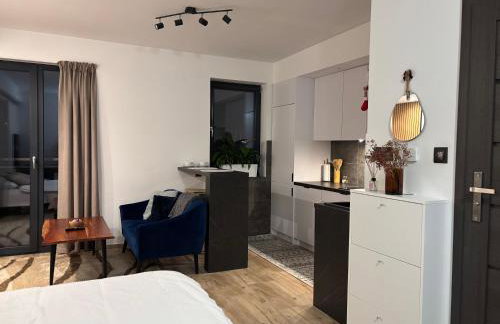 Przytulna kawalerka blisko centrum - Foto 3