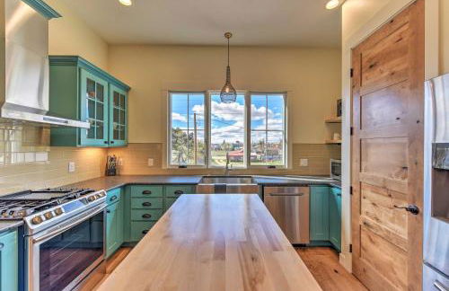 Buena Vista Home with Mtn Views, Walk to Main St - Foto 8