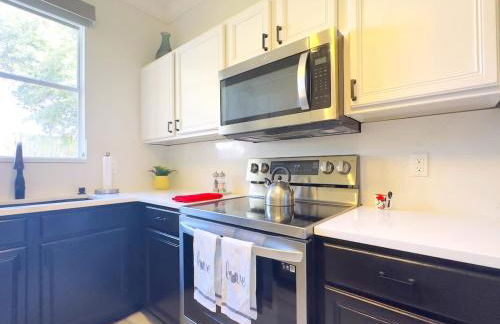 Modern 4BR Home in Regal Palms Resort near Disney - Foto 14