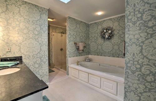 Waterfront Vacation Rental Near Louisville! - Foto 15