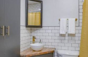 Beautiful - 4bd with Contemporary Interior - Foto 7