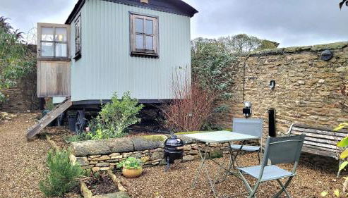 Plank Bridge Shepherds Hut in Orchard - Peaceful Escape for Two - Foto 2