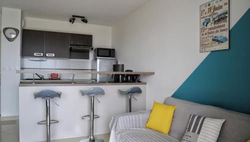 T2 moderne avec terrasse proche de la plage - Foto 1, Other