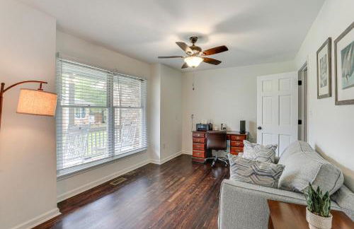 Patio and Pool Table Lake Marion Getaway - Foto 14