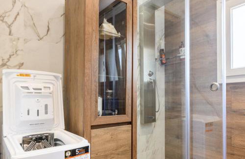 Angela a la Corfu - Foto 27