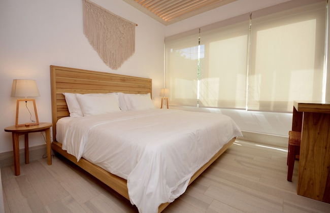 Mayan Monk - Photo 13