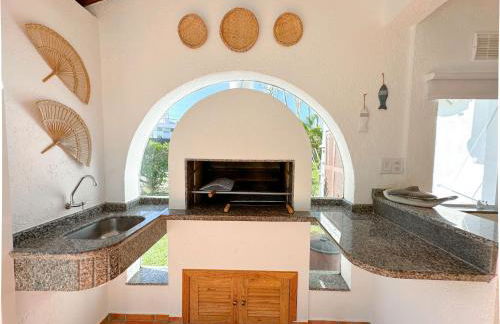 Apto estilo casa em condomínio com piscina na beira da praia - Foto 11