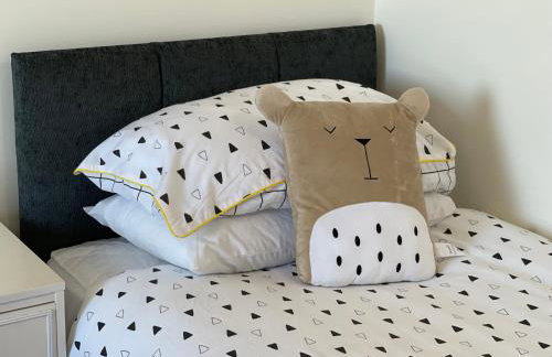 Quay & Sea View Spacious Modern Secure Parking - Photo 37