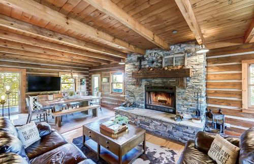 Large Log Cabin Chalet w/ Hot Tub - Horses & Lake! - Foto 3