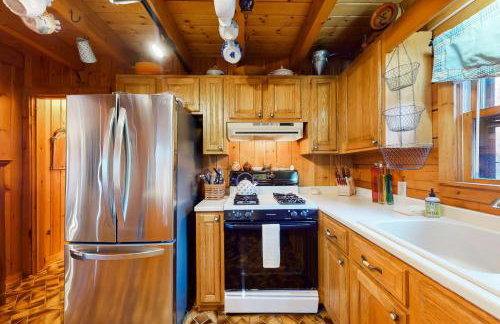 Lake Bomoseen Log Cabin - Foto 10