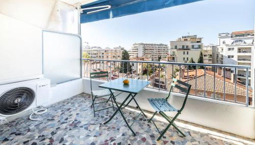 2 persons - clim - hypercenter - 2mins of beach - JUAN LES PINS - beach and sun - Photo 3