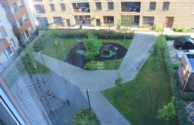 Luxurious 2-bed Haven in the Heart of Barking - Foto 40