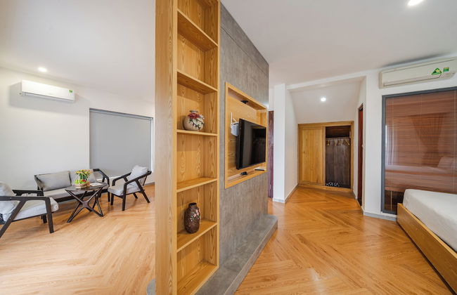 Palm River Boutique - Photo 51