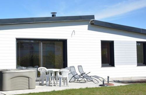 Maison bord de mer avec jacuzzi - Photo 1