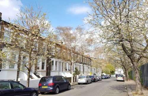 Pretty Maida Vale Apartments - Photo 3