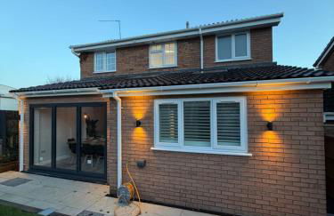 Luxury House, Great Location in Redditch - Contractors - Families - Groups - Relocators - Sleeps 9 - Foto 22