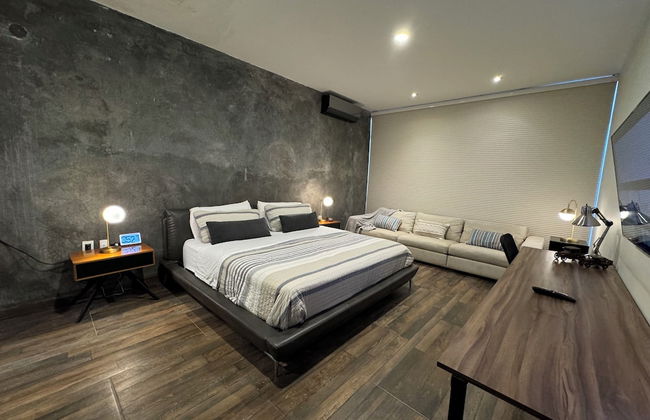 Luxurious 5-bedroom House With Air-conditioning & Private Rooftop in Juriquilla - Foto 6