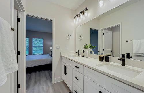 Full 3 BR 2 BA Home in Ocala Close to Key Sights - Photo 20