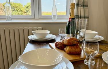 Four Counties Cottage in Collyweston by Amber Stays, Perfect for Getaways with Free Parking - Foto 7