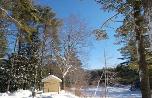 Red Cabin & Sauna on Lake Monomonac - Foto 6
