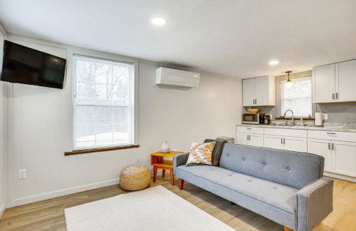 Updated Wellston Cabin, Walk to Lake Beach and Dock! - Foto 6