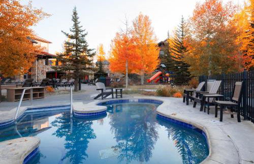 Ski in Ski out Resort Breckenridge 1BR 2Beds Parking, Resort Shuttle & Amenities - Foto 67