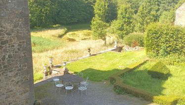 Château d'Hugémont- aile du Parc - Foto 5, Garden view