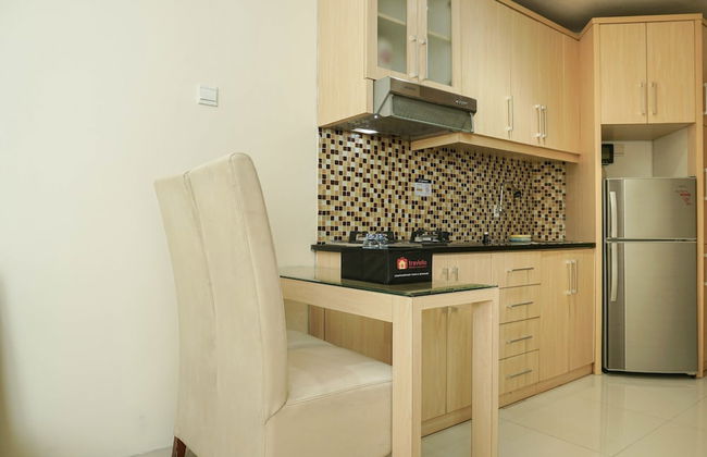 Cozy And Simply 1Br Green Central City Glodok Apartment - Foto 10