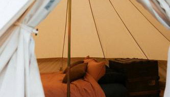 Amazing Glamping Tents Perfect for Outdoor and Nature Lovers in Chugiak, Alaska - Foto 3