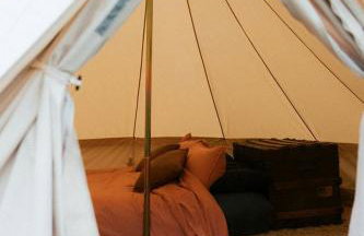 Amazing Glamping Tents Perfect for Outdoor and Nature Lovers in Chugiak, Alaska - Foto 3