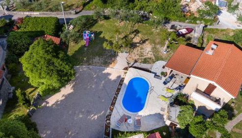 House Poljica with a pool - Foto 3