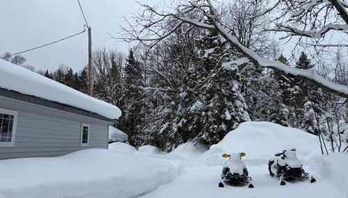 Husky Hideaway Near Pictured Rocks & Trail 8 - Foto 3
