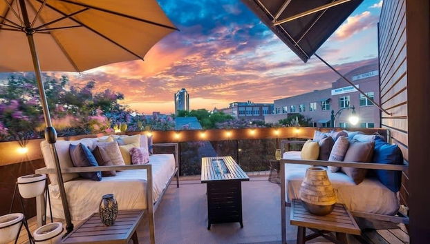 2BR Designer Condo on Trendy East 11th St, Downtown Austin - Foto 2, Profilbild