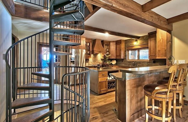 3877 Crest Drive - Photo 12