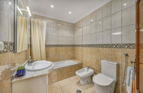 Villa Casa Luz by Villa Plus - Photo 13