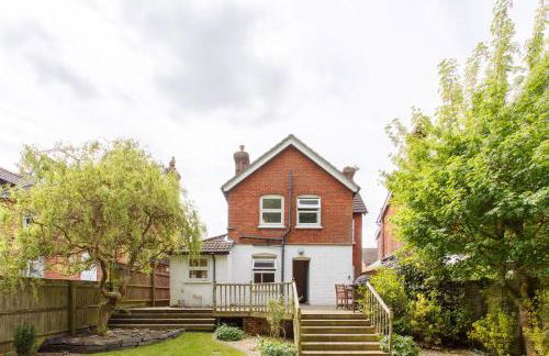 Executive Victorian House - Photo 17