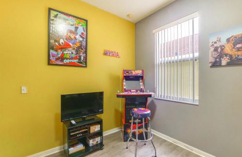 Poolside Lounge and Theme Park Fun Davenport Home - Foto 11