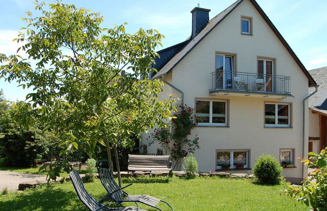Comfortable Holiday Home Manderscheid With Garden - Photo 1