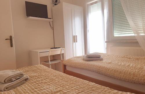 Apartment Nina-bazen-klima-parking - Foto 32