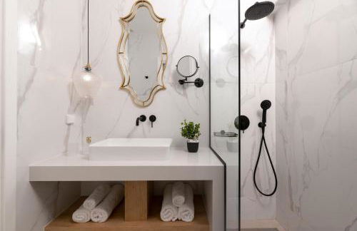 Mariann Premium Suites - Photo 25