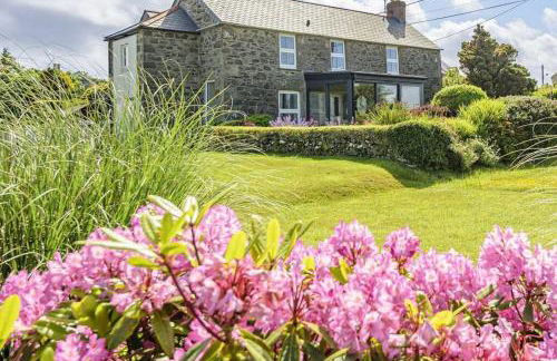 Beautiful family home, sea views, large garden - Foto 1