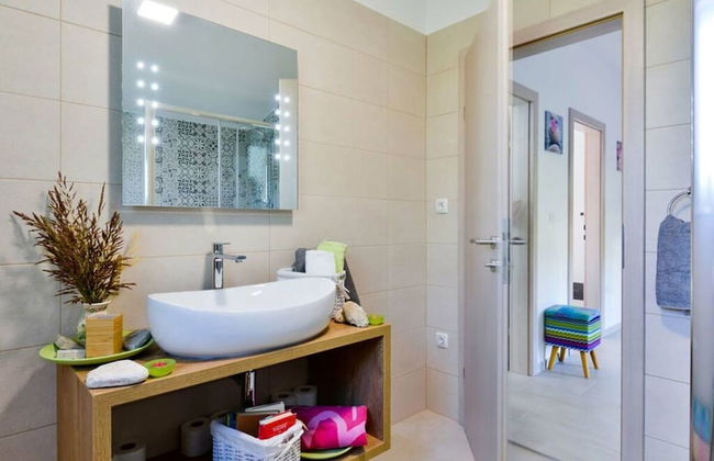 Villa Stella Comfortable Holiday Residence - Photo 18