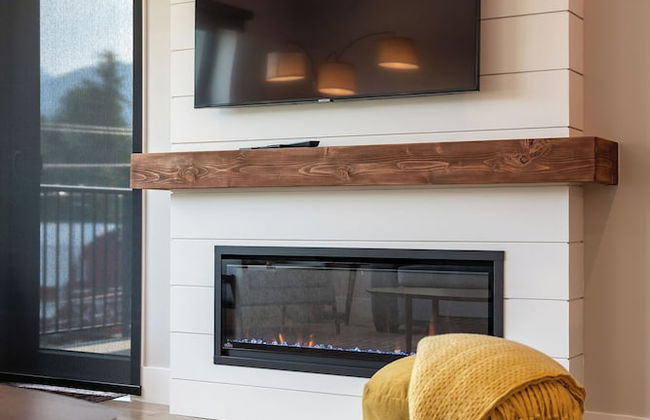 Northern Exposure by Revelstoke Vacations - Photo 18