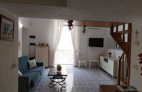 Ischia Ponte Romantic Apartment in the Historical Center and Near the sea - Photo 42