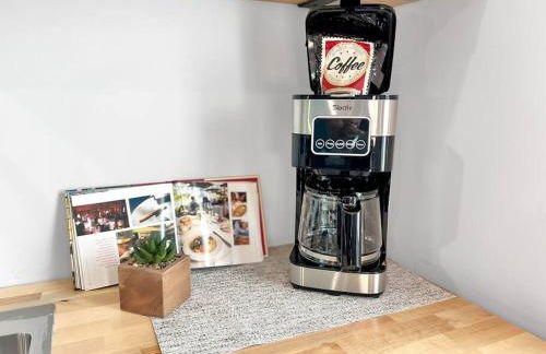 Sunset Dream Minutes from the Beach - Unit 8 - Photo 11