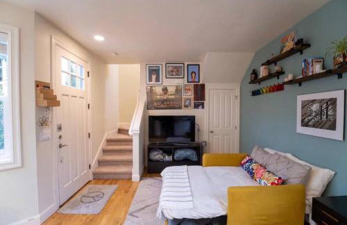 Adorable Cozy House with Parking and Loft! - Foto 38