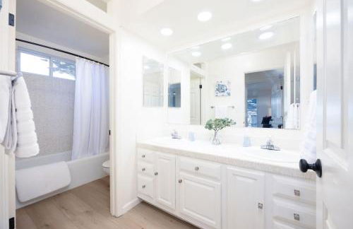 Oceanview Beach Home Walk to Beach Trails Food Family Activities - Foto 12