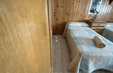 Amplio y Comodo Chalet en Zaragoza con pistas de tenis - Foto 21