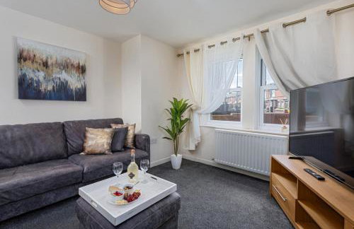 Spacious Luxurious Serviced Accommodation 6 - Photo 40